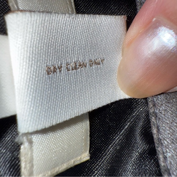 Chico's Women’s dark grey shimmery Button up Blazer Tailored Fit size 0 US small - Picture 7 of 7